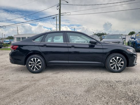 Used 2025 Volkswagen Jetta S image 5