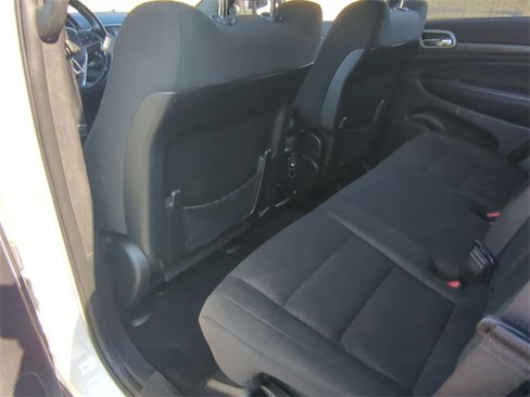 Used 2021 Jeep Grand Cherokee Laredo image 17