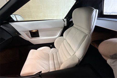Used 1992 Chevrolet Corvette Convertible image 20