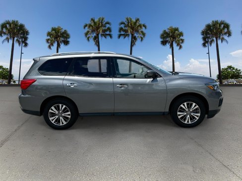 Certified 2020 Nissan Pathfinder SL image 4