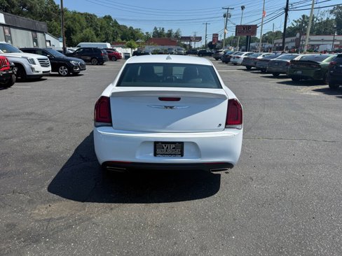 Used 2019 Chrysler 300 S image 6