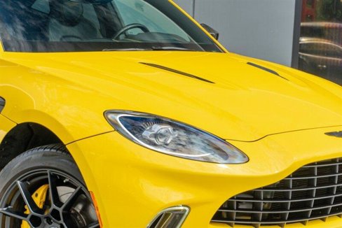Used 2021 Aston Martin DBX image 29