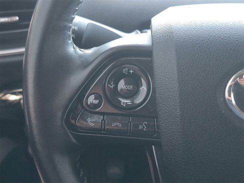 Used 2020 Toyota Prius Prime LE image 34