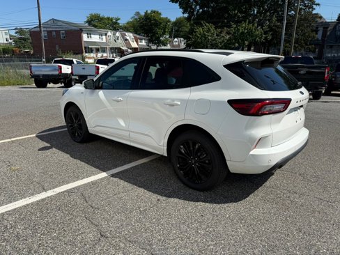 Certified 2023 Ford Escape ST-Line Elite image 4