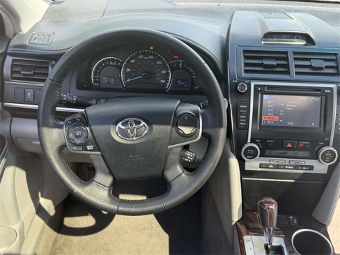 Used 2012 Toyota Camry image 13