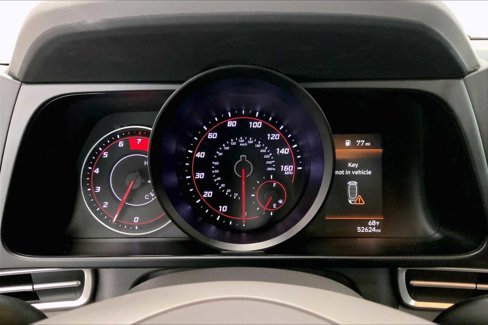 Used 2022 Hyundai Elantra SEL image 16