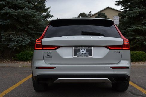 Used 2020 Volvo V60 T5 Cross Country w/ Protection Package Premier image 13