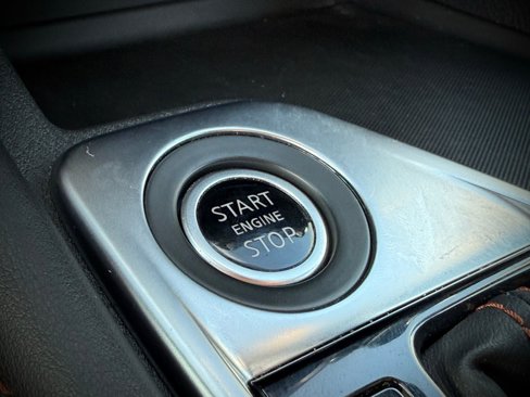 Used 2020 Nissan Sentra SR image 25