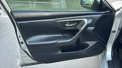 Used 2017 Nissan Altima 2.5 SV image 11