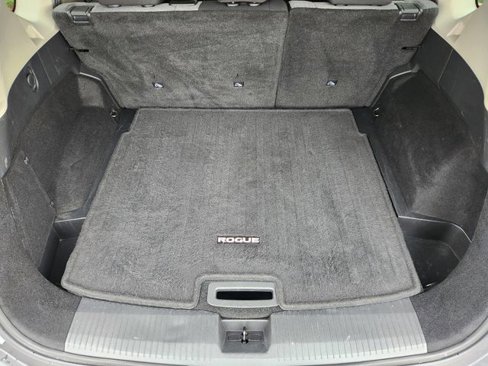 Used 2021 Nissan Rogue SV image 33