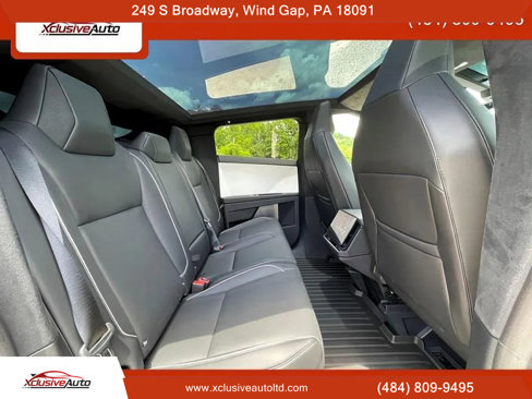 Used 2024 Tesla Cybertruck AWD Crew Cab image 19