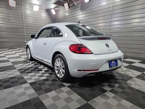 Used 2017 Volkswagen Beetle 1.8T SE image 7