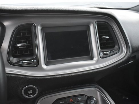 Used 2023 Dodge Challenger SXT image 19