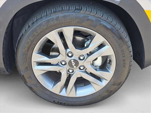 Used 2022 Kia Seltos S image 20