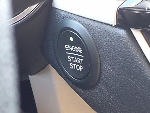 Used 2020 Ford Escape SEL image 24
