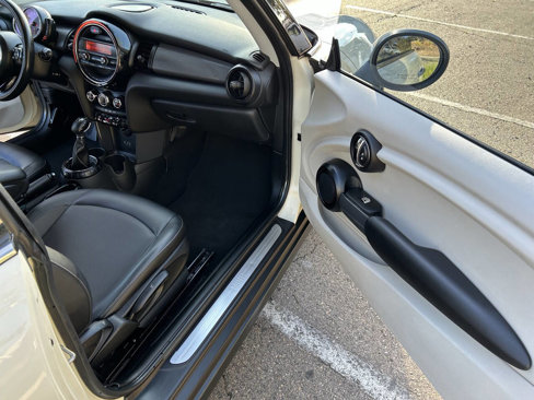 Used 2014 MINI Cooper 2-Door Hardtop image 38