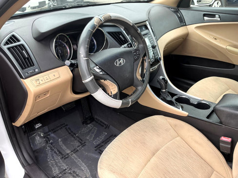 Used 2011 Hyundai Sonata GLS image 14