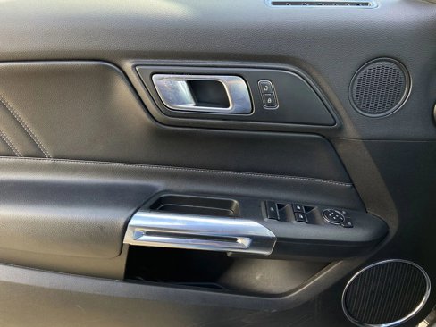Used 2022 Ford Mustang Premium image 14