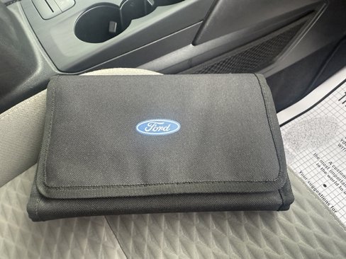 Used 2020 Ford Escape SE image 30