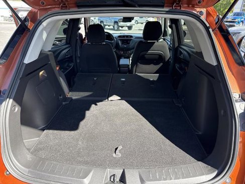 Used 2022 Chevrolet TrailBlazer LT w/ Driver Confidence Package image 16