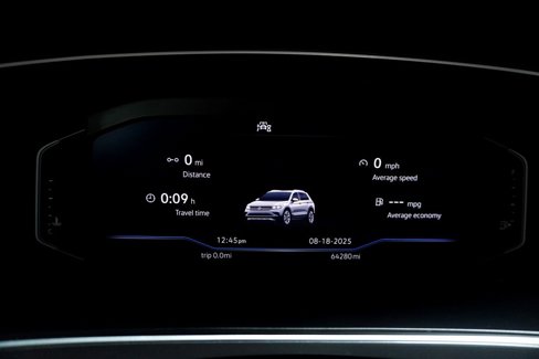 Used 2021 Volkswagen Tiguan SEL w/ 2-Row Tiguan MDO Package image 24
