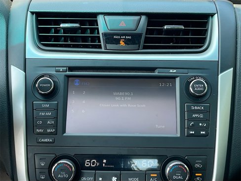 Used 2016 Nissan Altima 2.5 SL w/ 2.5 Technology Package image 13
