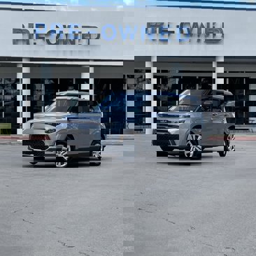 Used 2023 Kia Soul LX image 2