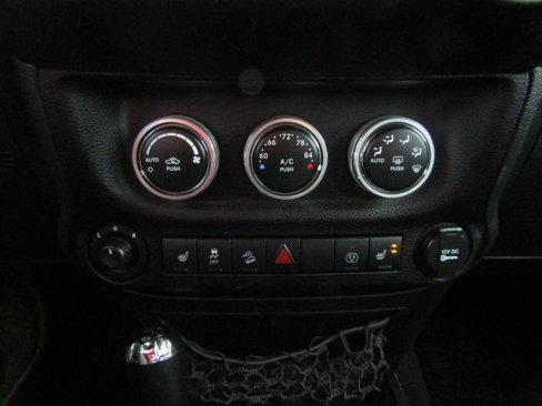 Used 2013 Jeep Wrangler Unlimited Sahara w/ Dual Top Group image 15