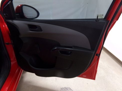 Used 2016 Chevrolet Sonic LS image 7
