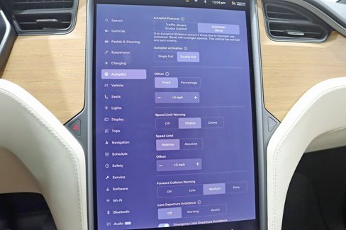 Used 2021 Tesla Model X Long Range image 23