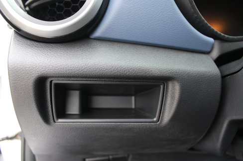 Used 2023 Nissan Versa SV w/ Trunk Package image 24