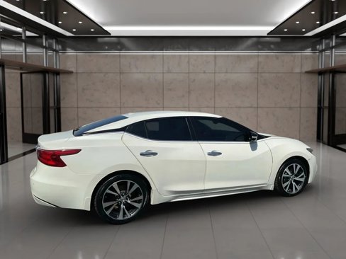 Used 2016 Nissan Maxima 3.5 SV image 11