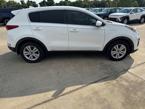 Used 2019 Kia Sportage LX image 4