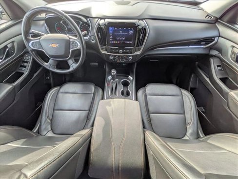 Used 2020 Chevrolet Traverse LT image 18