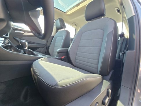 New 2025 Volkswagen Jetta SE image 23