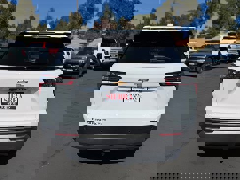 New 2026 Chevrolet Equinox LT image 5