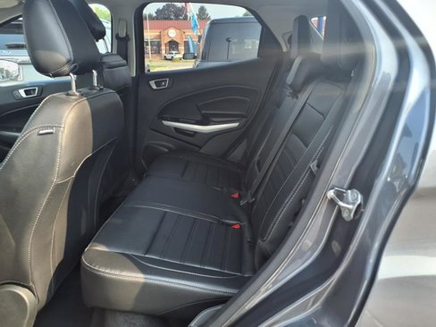Used 2022 Ford EcoSport Titanium image 11