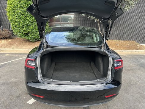 Used 2018 Tesla Model 3 Mid Range image 16