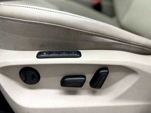 Used 2018 Volkswagen Atlas SEL image 12