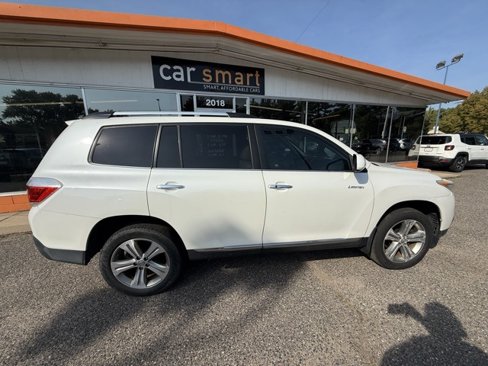 Used 2011 Toyota Highlander Limited image 8