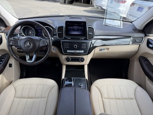Used 2018 Mercedes-Benz GLE 350 4MATIC image 11
