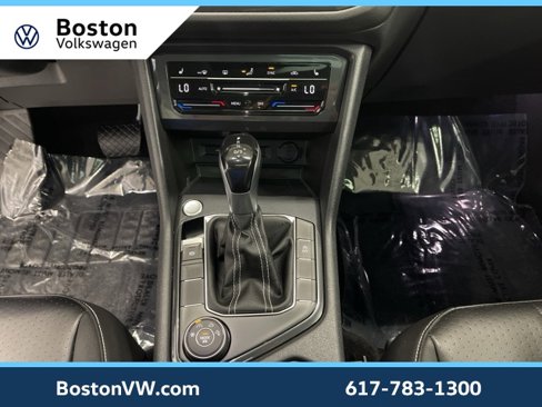 Certified 2022 Volkswagen Tiguan SE image 22