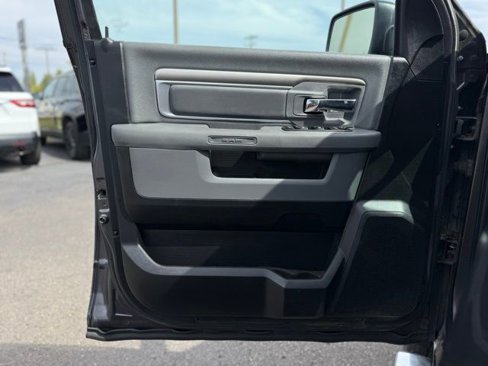 Used 2015 RAM 1500 Big Horn image 14