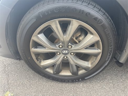 Used 2018 Hyundai Santa Fe Sport image 14