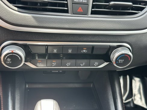 Used 2022 Nissan Altima 2.5 SR image 25