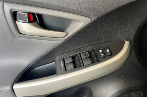 Used 2013 Toyota Prius Four image 11