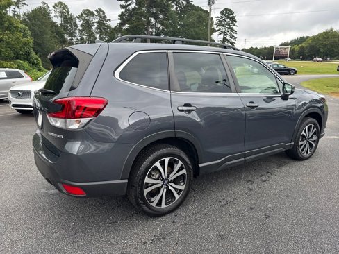 Used 2023 Subaru Forester Limited image 5