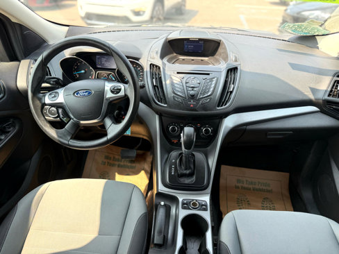 Used 2015 Ford Escape SE w/ Cargo Utility Package image 15