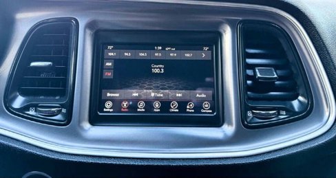 Used 2019 Dodge Challenger SXT image 22