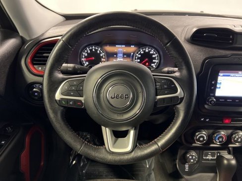 Used 2017 Jeep Renegade Trailhawk image 14